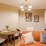 Pembroke House I Your Appartement *