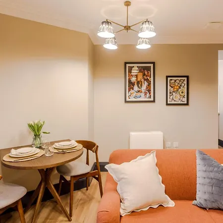 Pembroke House I Your شقة *