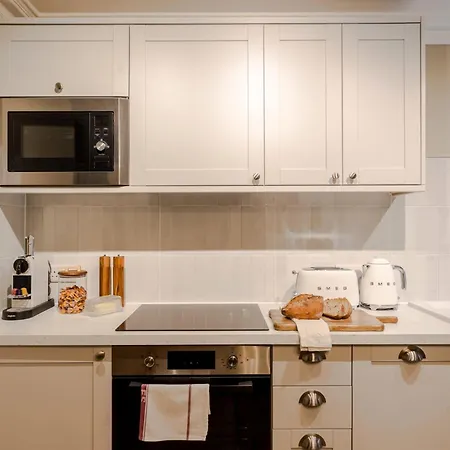 شقة Pembroke House I Your *