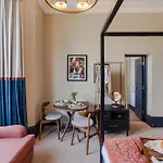 Pembroke House I Your شقة *