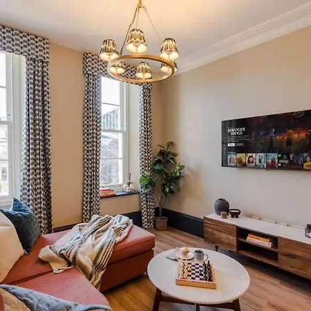 Апартаменти Pembroke House I Your Бристоль