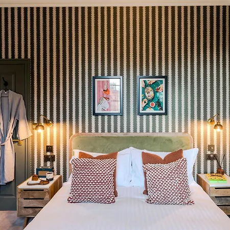 Апартаменты Pembroke House I Your Бристоль