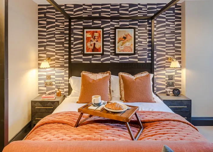 Apartament Pembroke House I Your