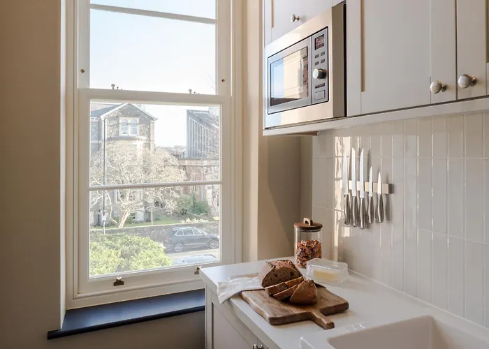 Pembroke House I Your