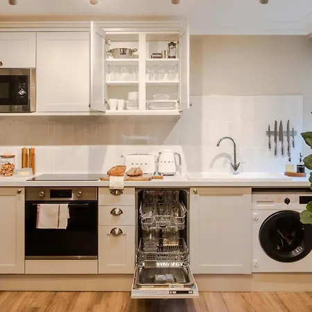 Apartment Pembroke House I Your *