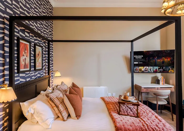 Pembroke House I Your * 布里斯托