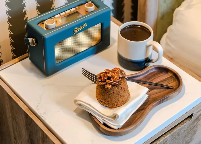 公寓 Pembroke House I Your